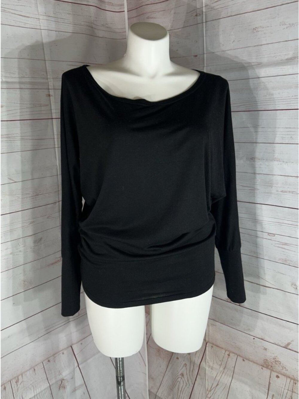 Poetsky Women’s Size Large Black Off-Shoulder Long Sleeve Sweater Top Round neck